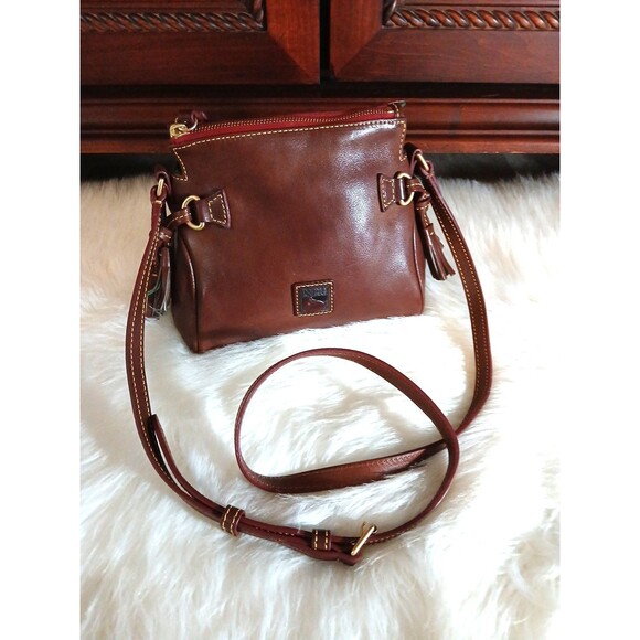 DOONEY & BOURKE MINI CHESTNUT FLORENTINE LEATHER CROSSBODY BAG EUC - Picture 10 of 10